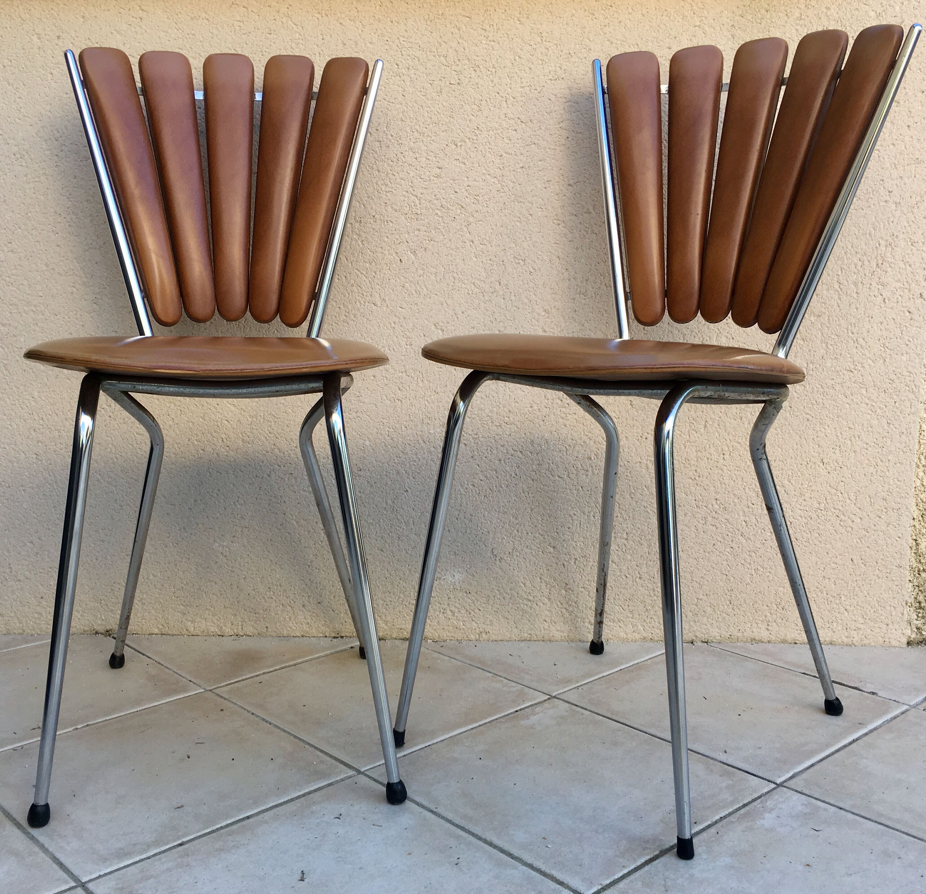 Set of 2 fan chairs 70 in skai