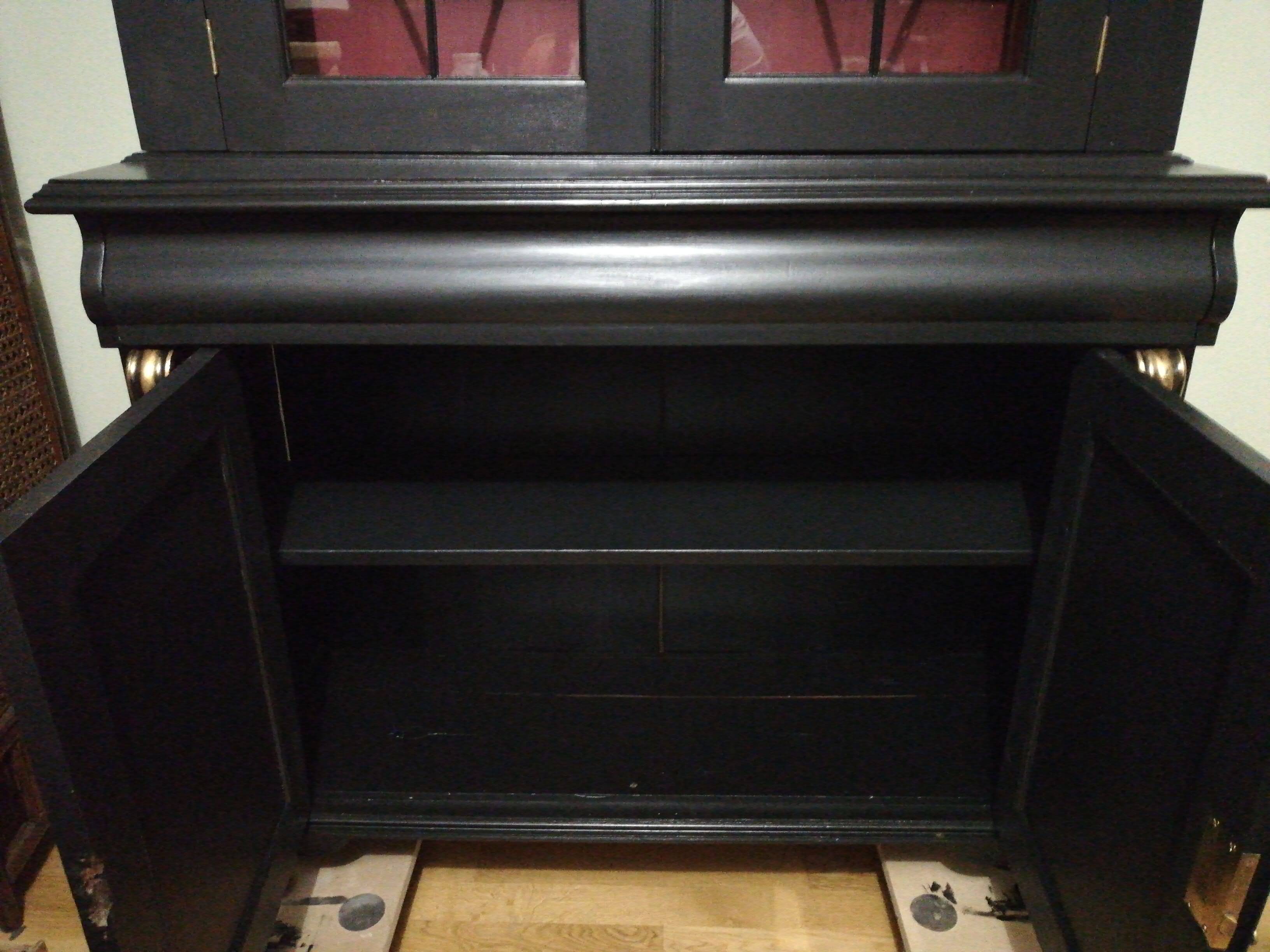 English library display case height 225cm