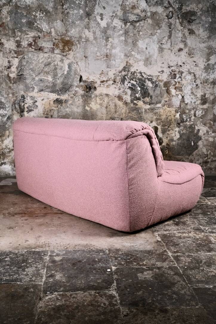 Canapé vintage rose, made in France, 1980s