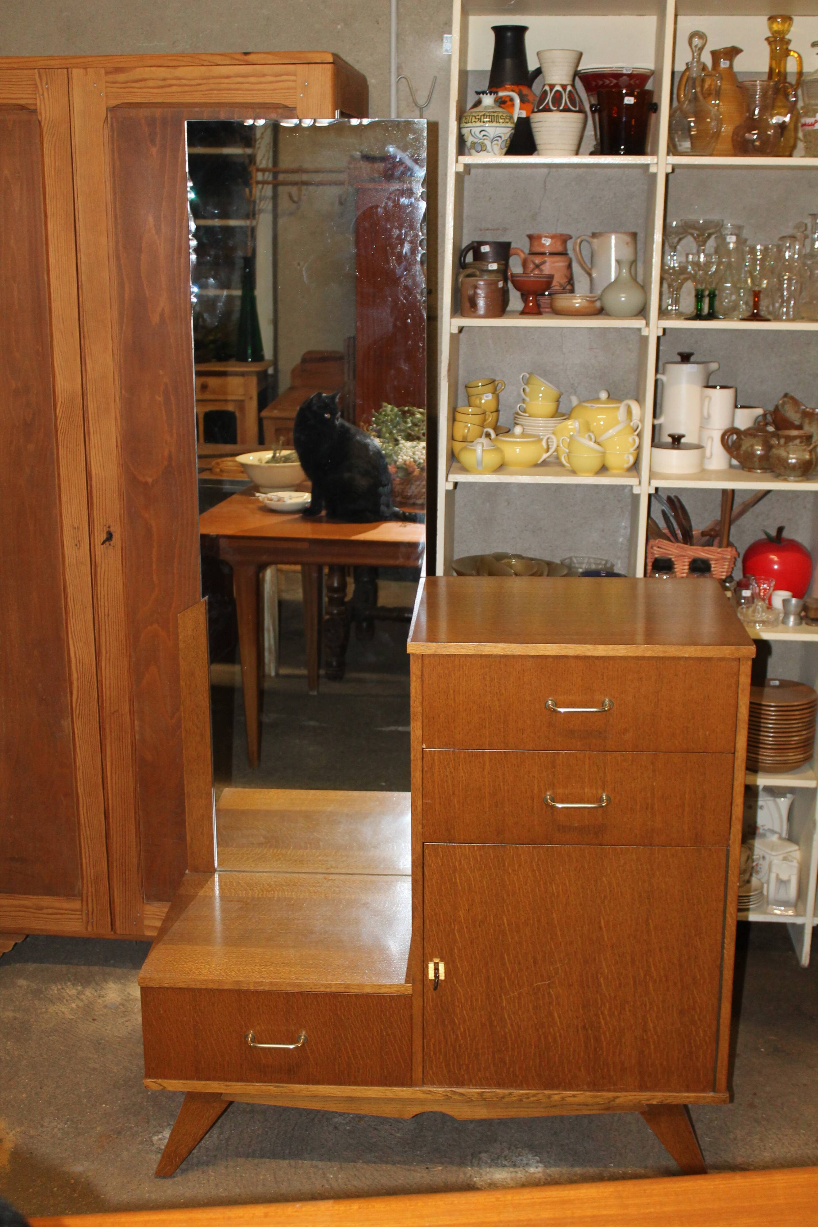 Mirror entrance furniture