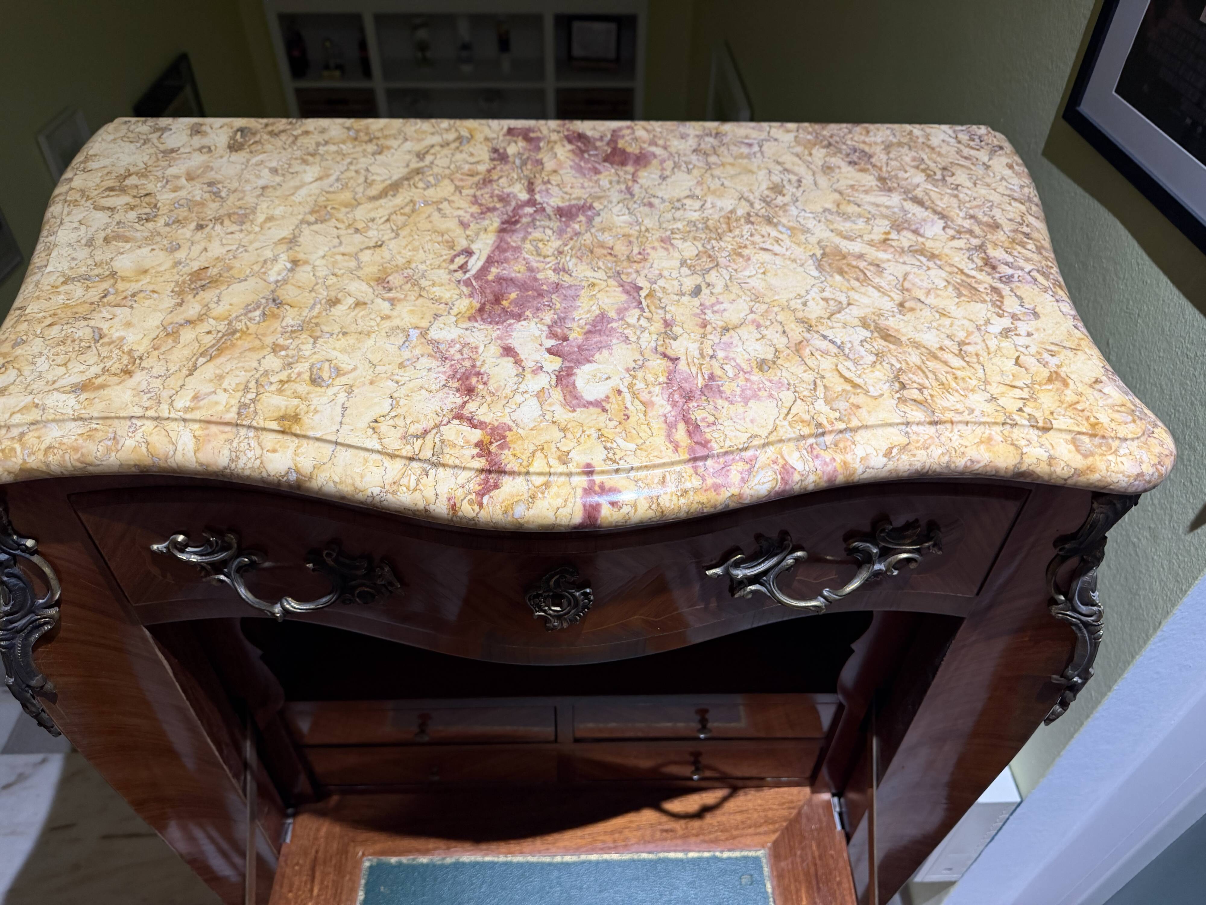 "Du Barry" commode in marquetry, marble top