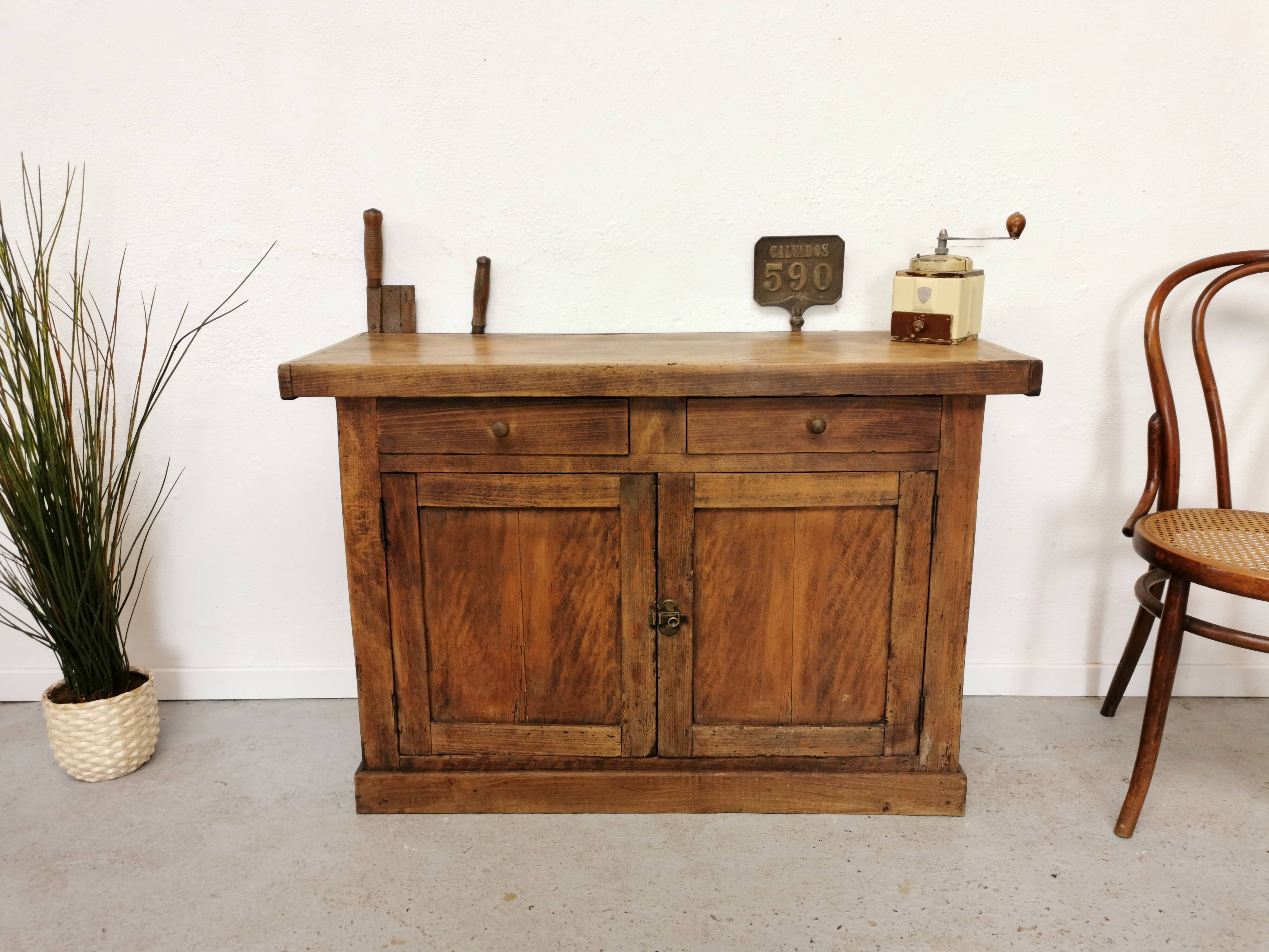 Vintage Parisian ball buffet