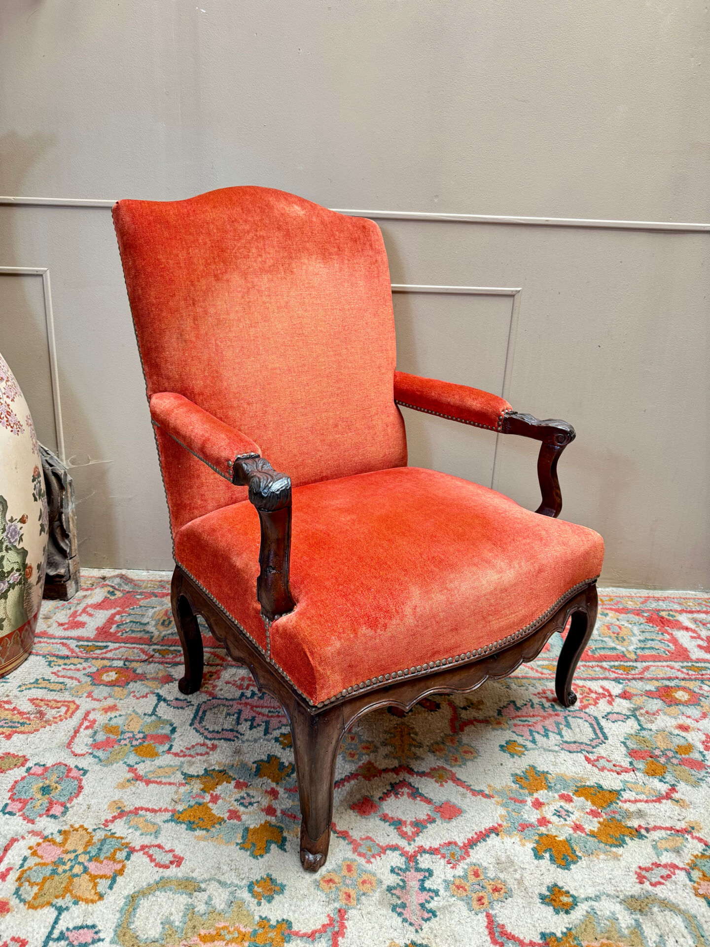 WALNUT ARMCHAIR FROM THE REGENCY PERIOD 18TH CENTURY