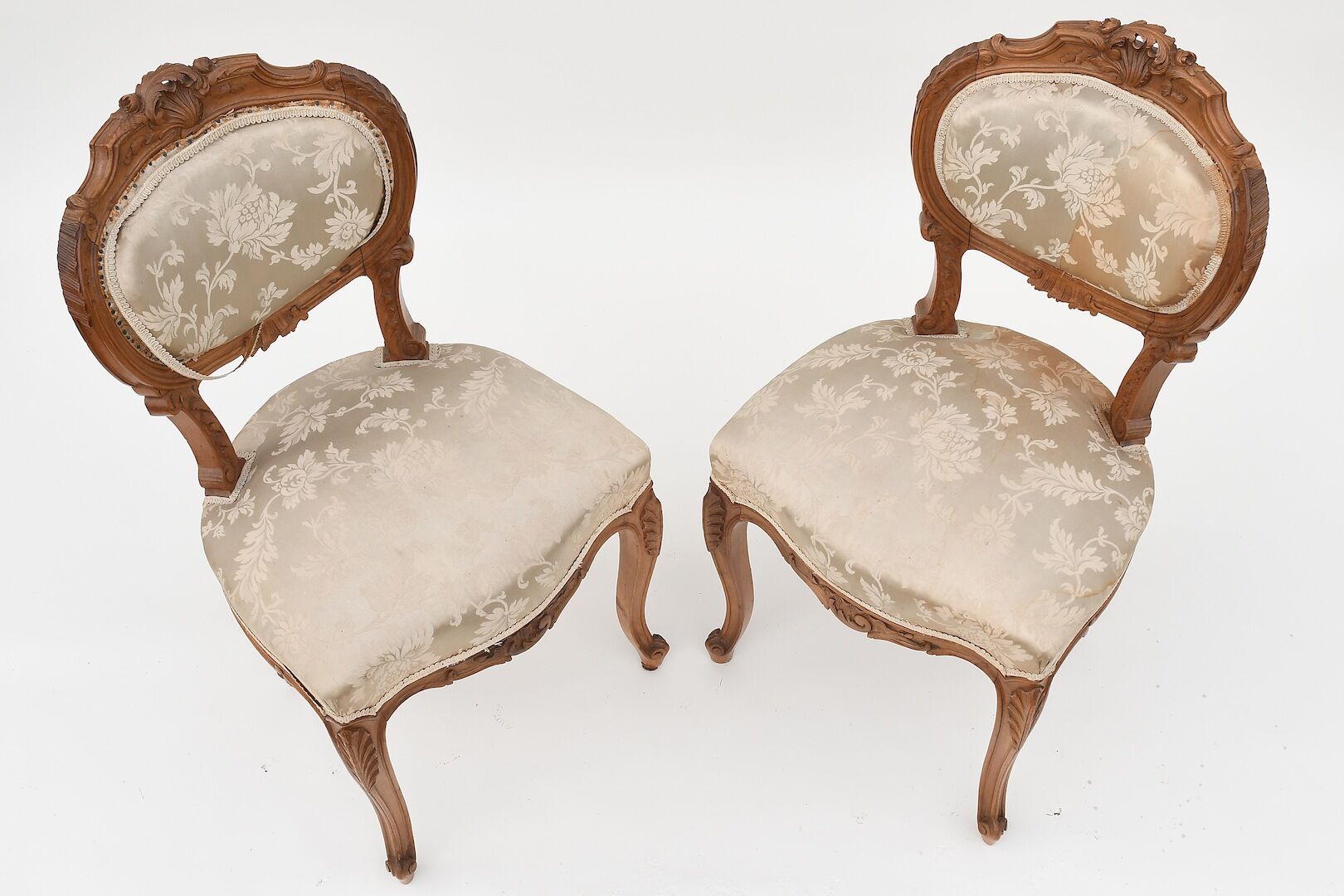Mobilier de salon de style Louis XV