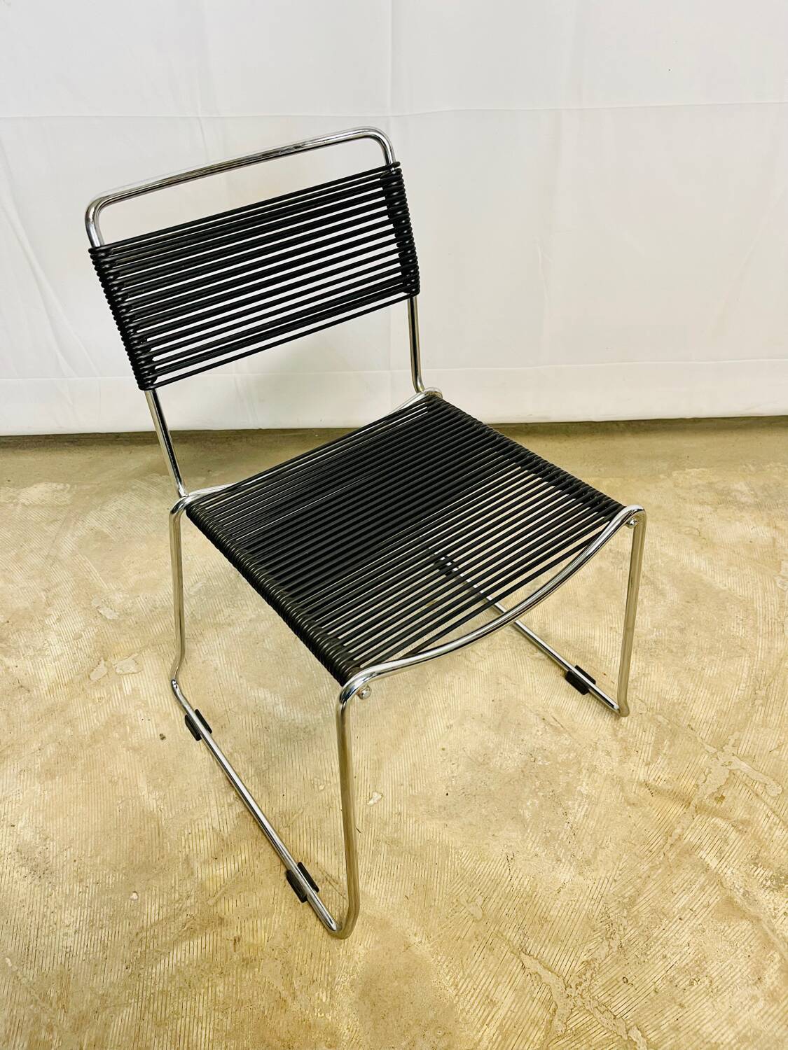 Pair of children's scoubidou chairs