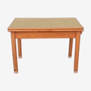 Vintage mado table