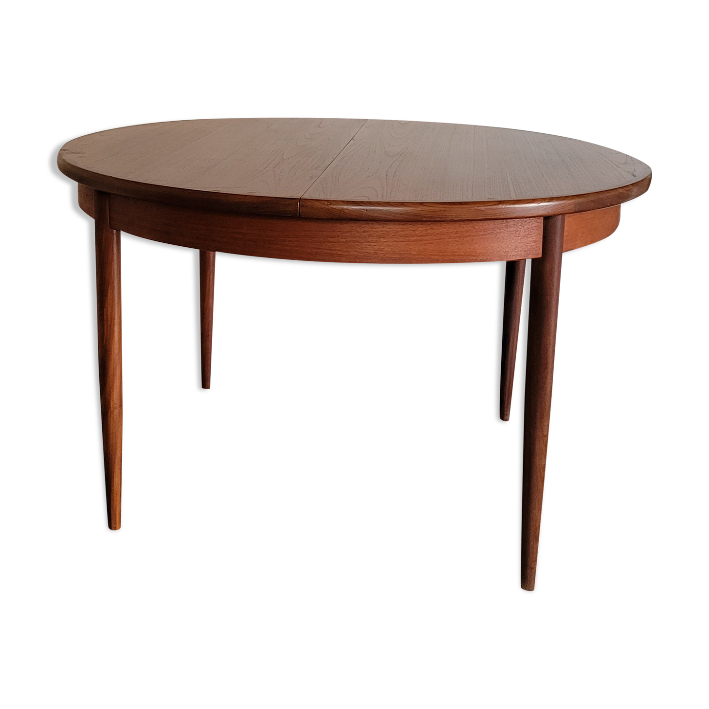 Extendable teak table by Victor Wilkins, G-Plan