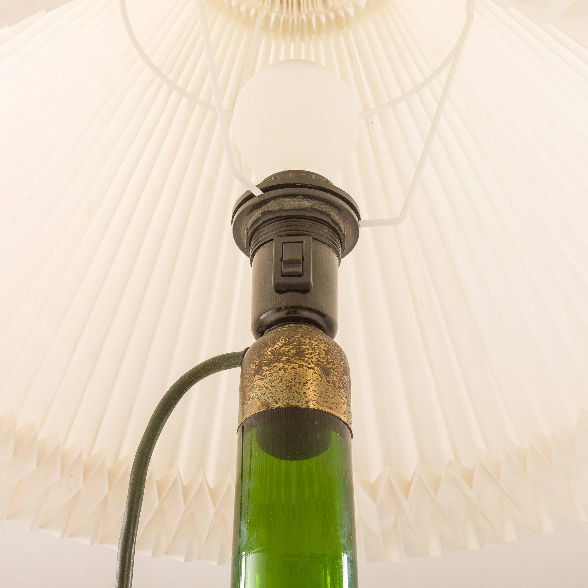 Holmegaard XL deep green lamp with Le Klint shade, 1960s