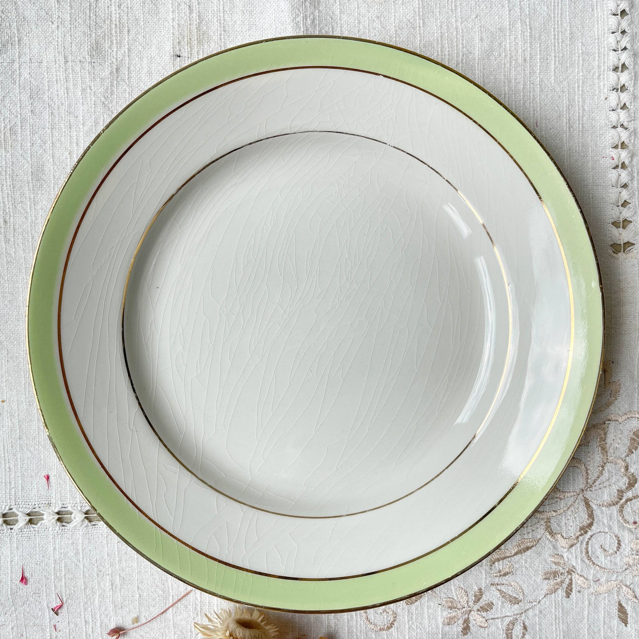 6 Vintage French Orchies "VILLARS" dinner plates 1950 white green gold