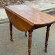 Oval extendable table with leaves Louis Philippe in solid wood, 19th century, with drawer.
