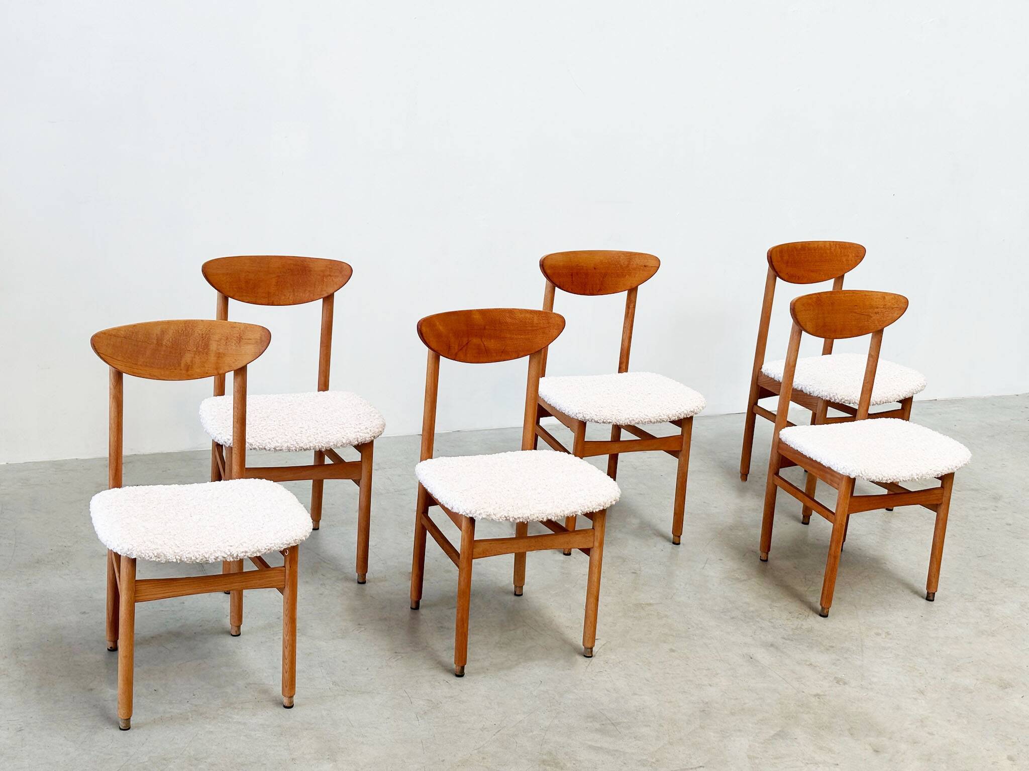 Ensemble de six chaises de salle à manger italiennes