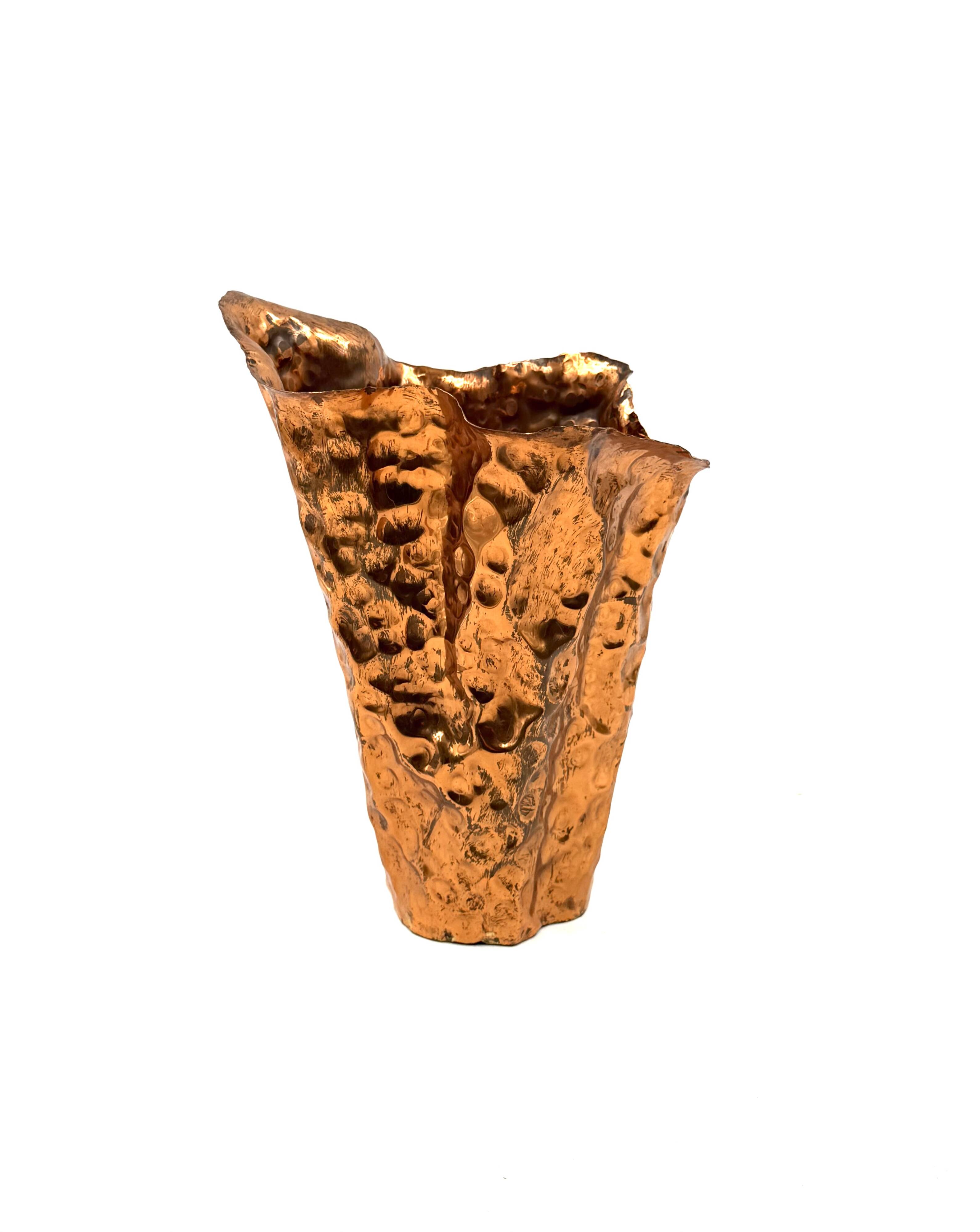 Angelo Bragalini, Mid-century copper vase, Bologna Italy 1960s