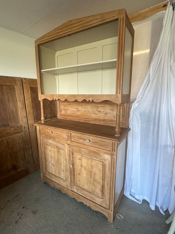 Ancien buffet, vaisselier double corps