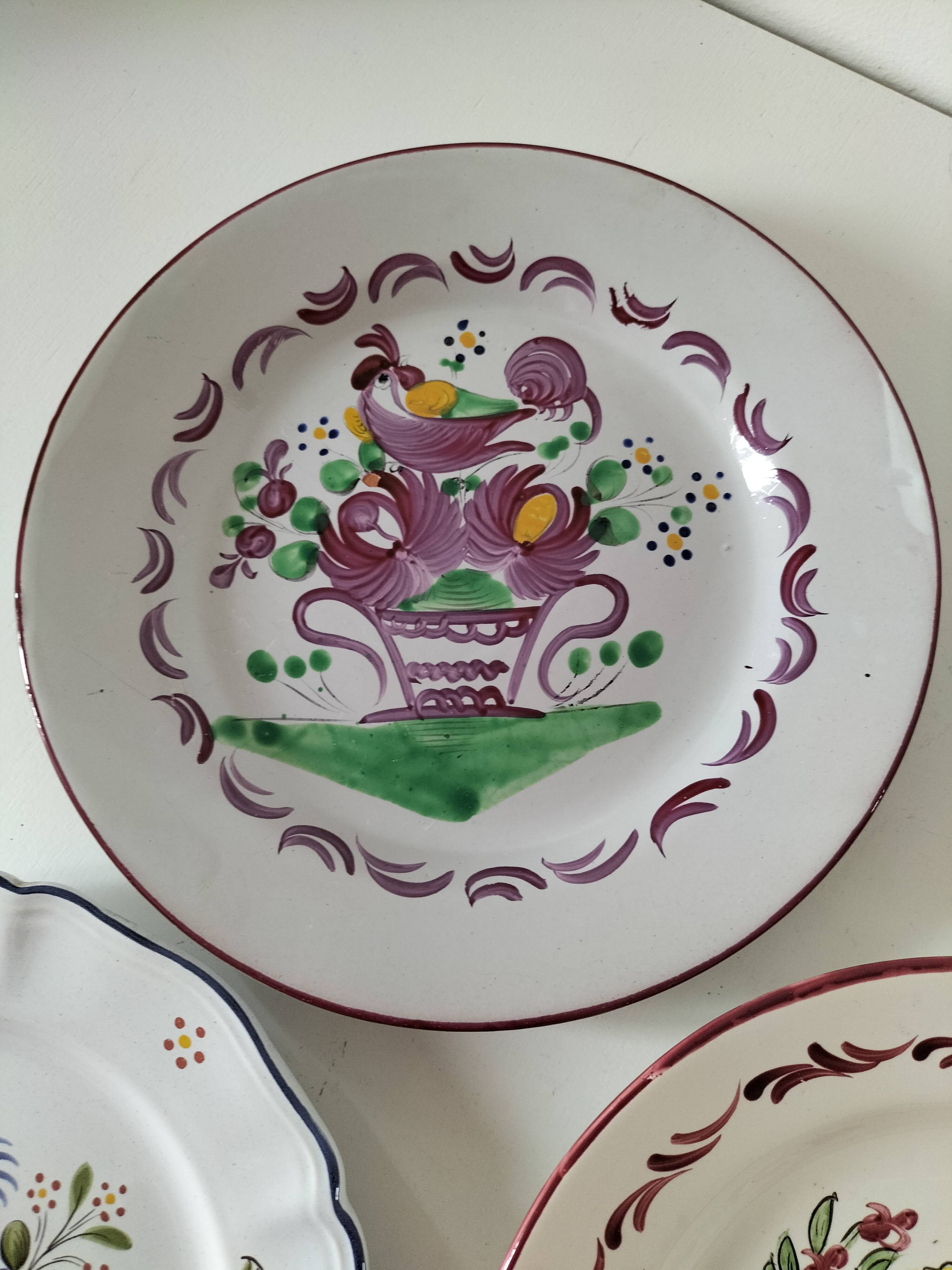 Trio of plates with rooster - Eastern earthenware