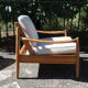 Fauteuil scandinave en  bois et tissu