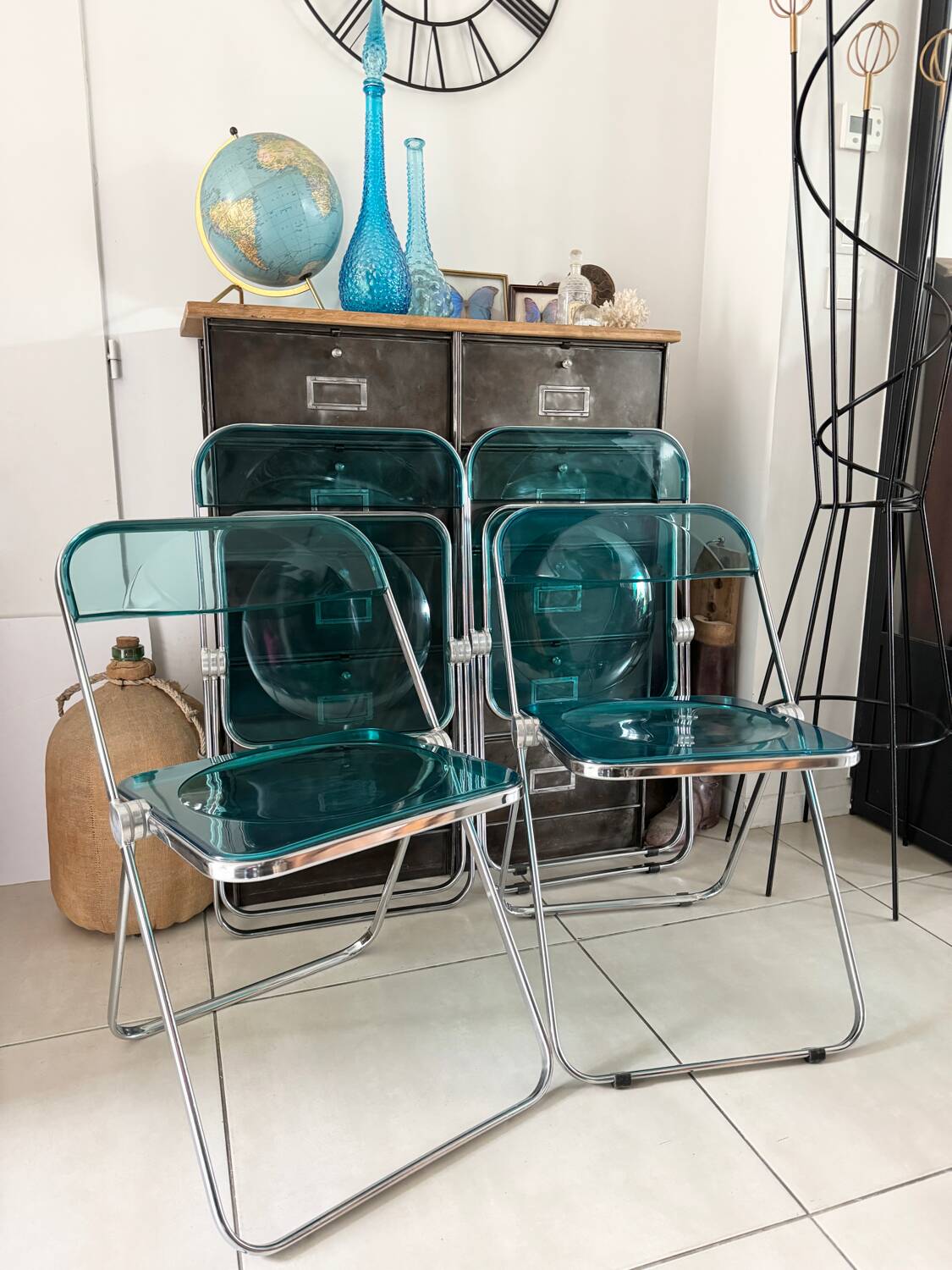 Set of 4 blue Plia folding chairs by Castelli