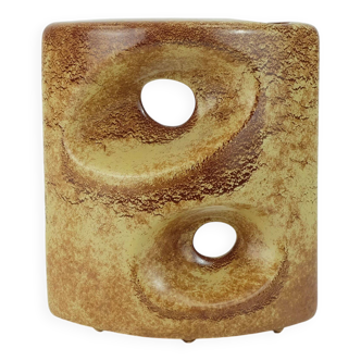Very beautiful sculptural bertoncello italy ceramic vase roberto rigon 1970s model 911