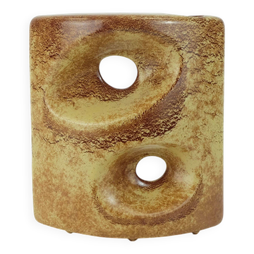 Très beau vase en céramique sculptural bertoncello Italie modèle 911 de Roberto Rigon des années 1970.