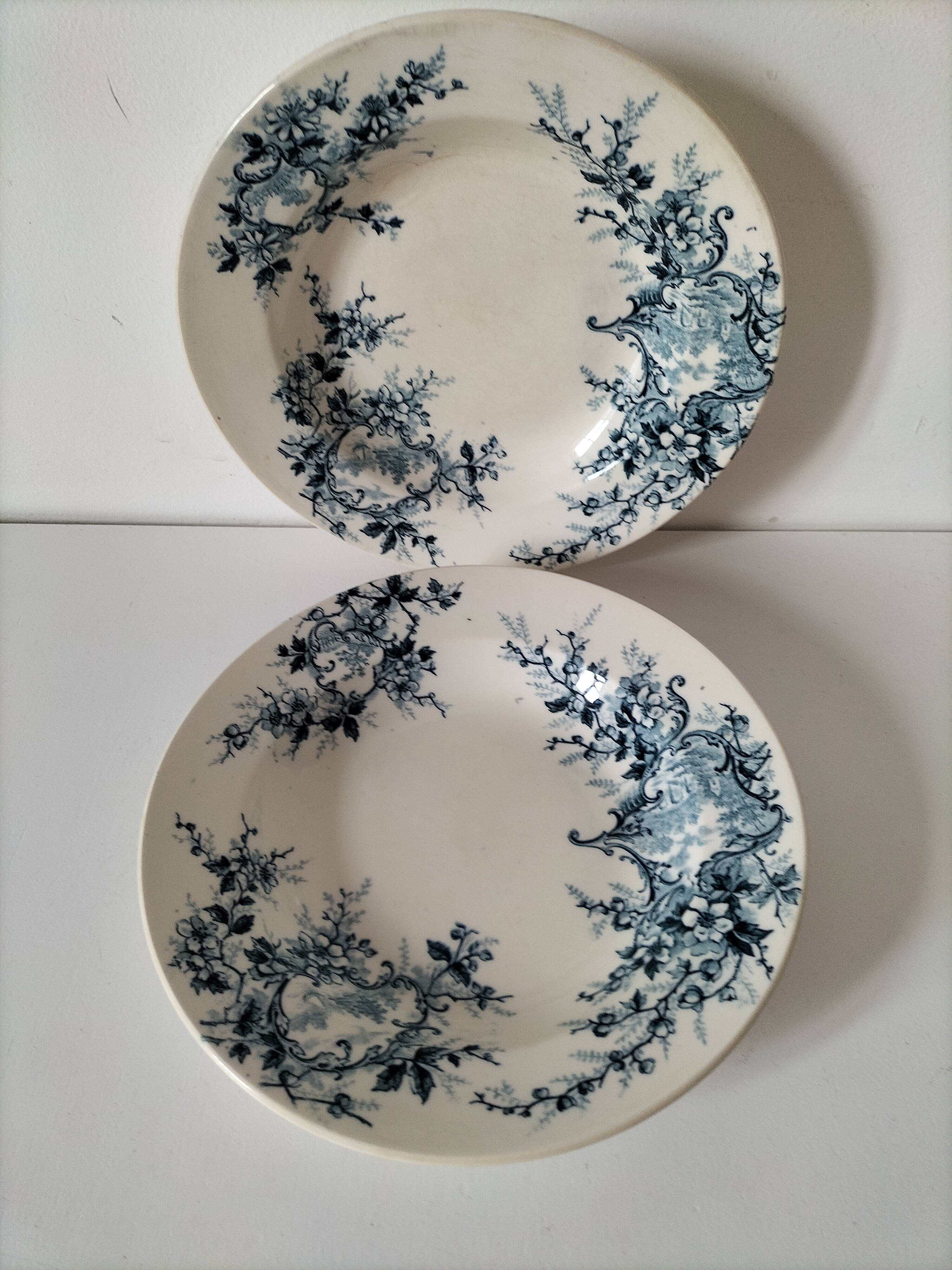 Duo d’assiettes creuses Hte Boulenger & Cie Choisy-le-Roi, circa 1885–1900.