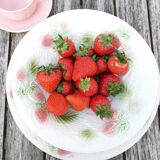 Assiette à fraises et égouttoir barbotine Salins