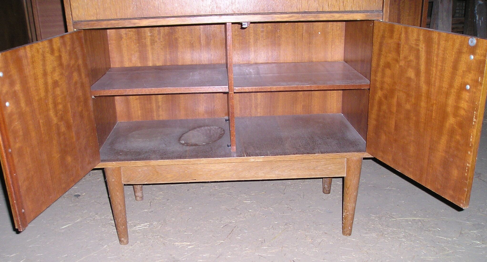 Showcase - Brissac secretary 1960 in oak and veneer