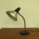 Desk lamp