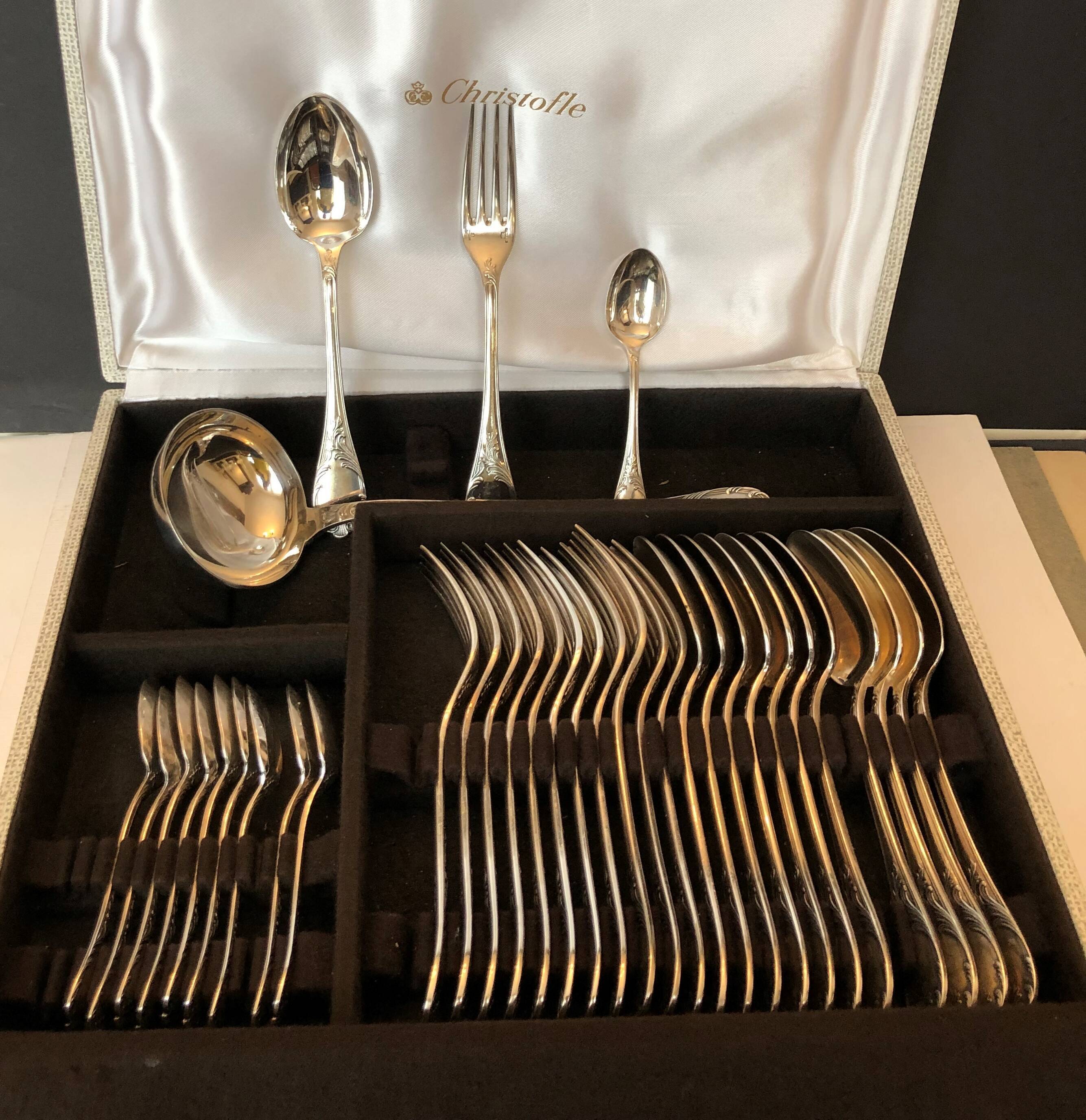 Housewife in silver metal Christofle 35 pieces