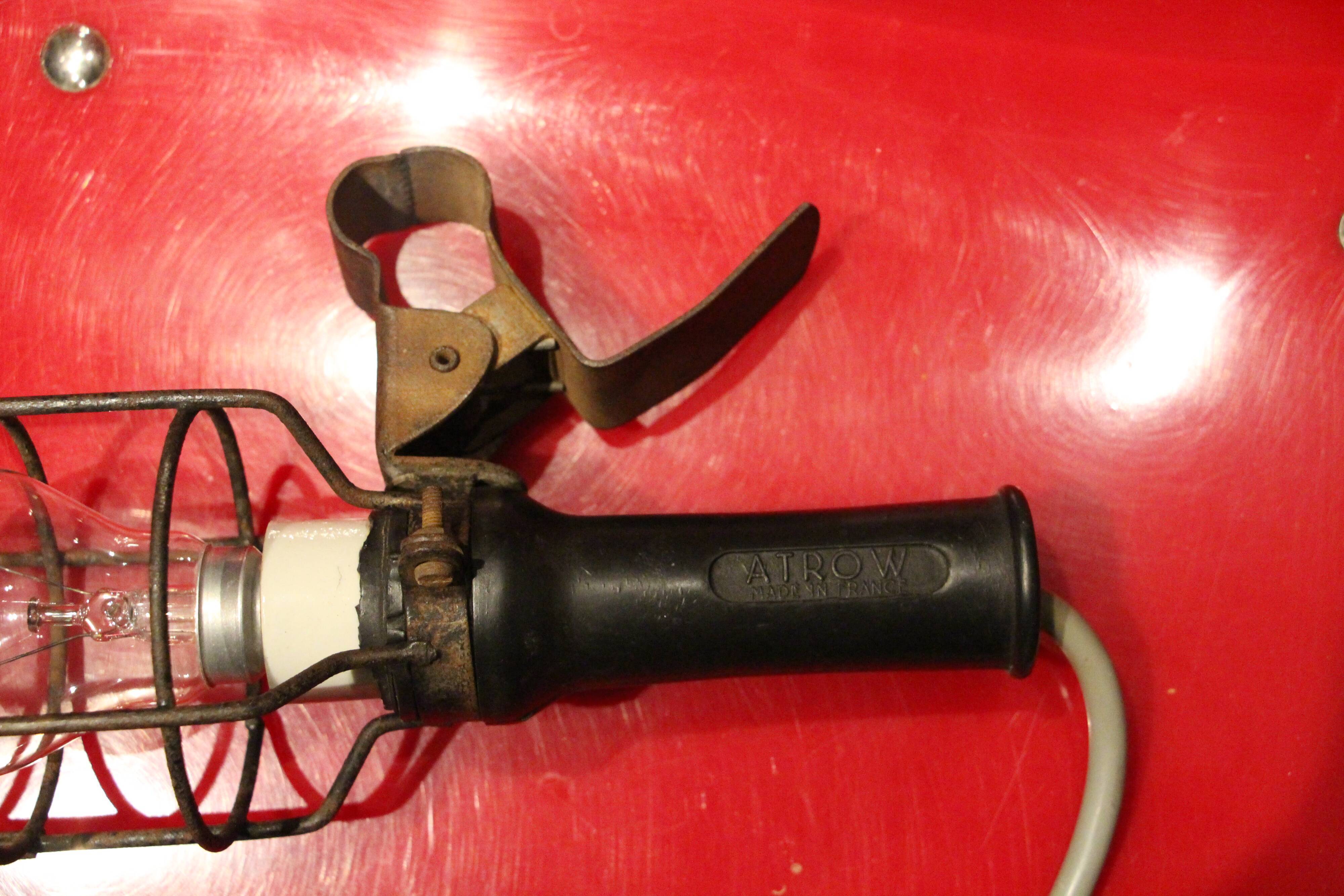 Old atrow walking lamp