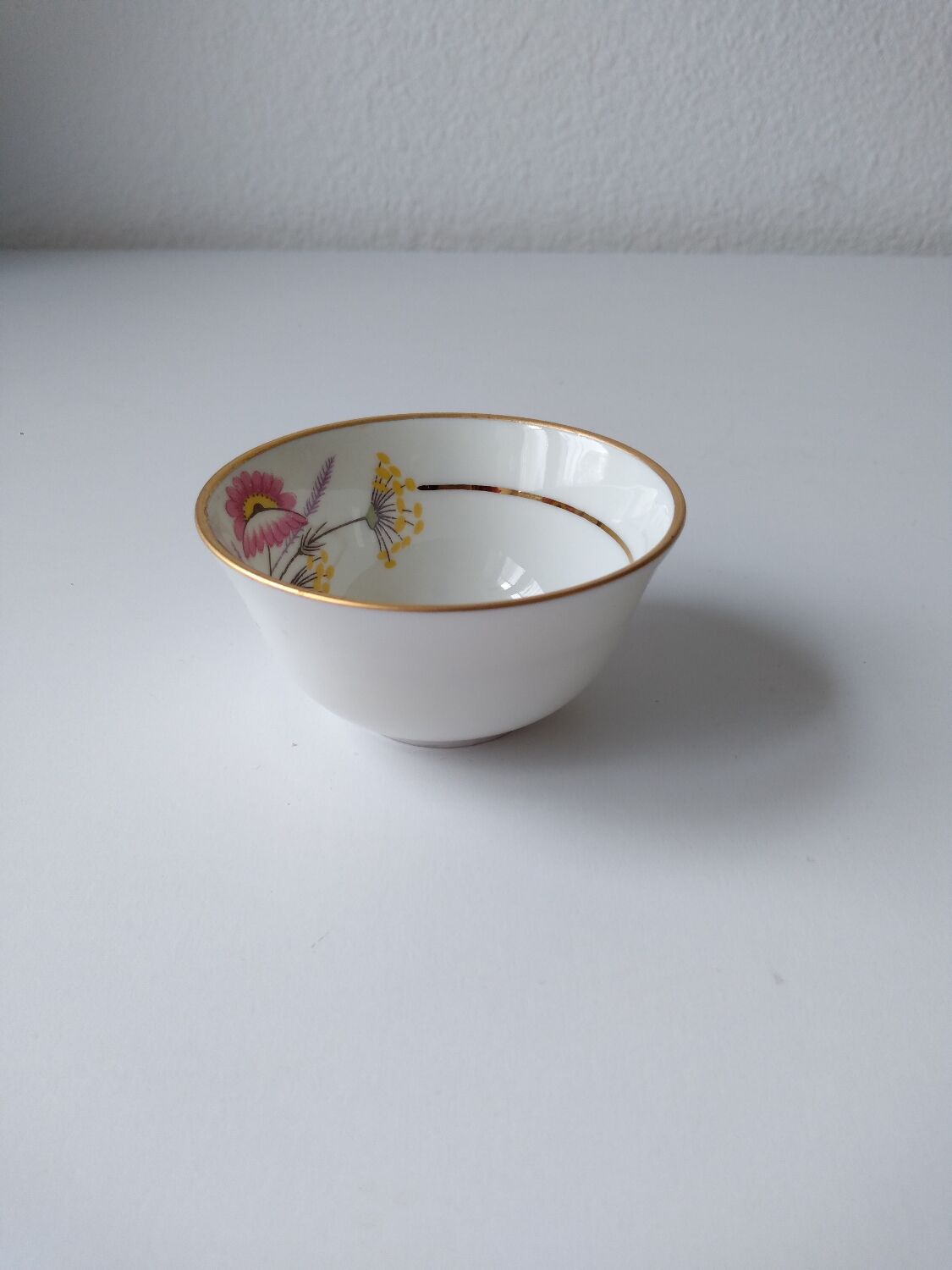 Set of 6 Berry Limoges flower porcelain tea coffee cups