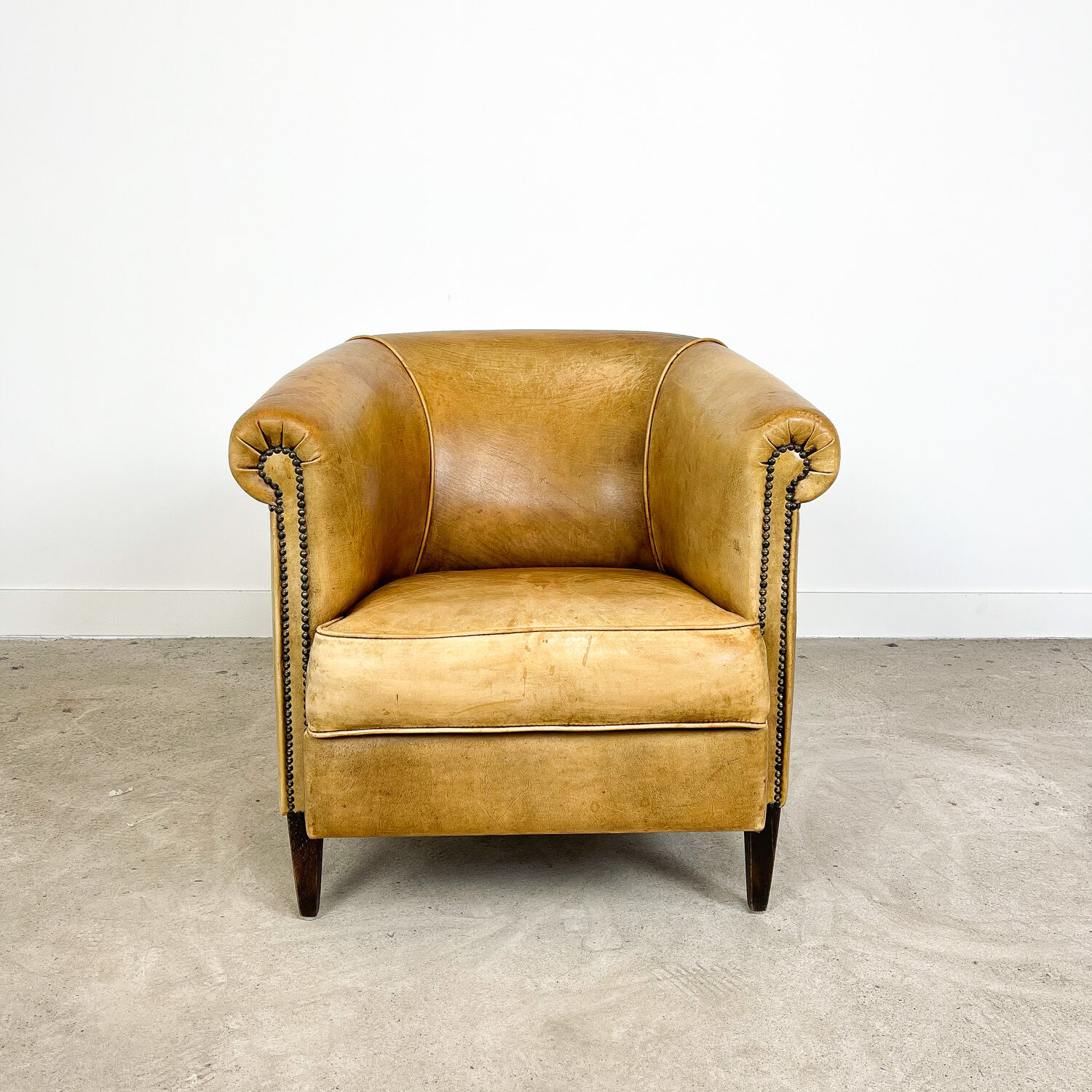 Sheep leather tub club chair