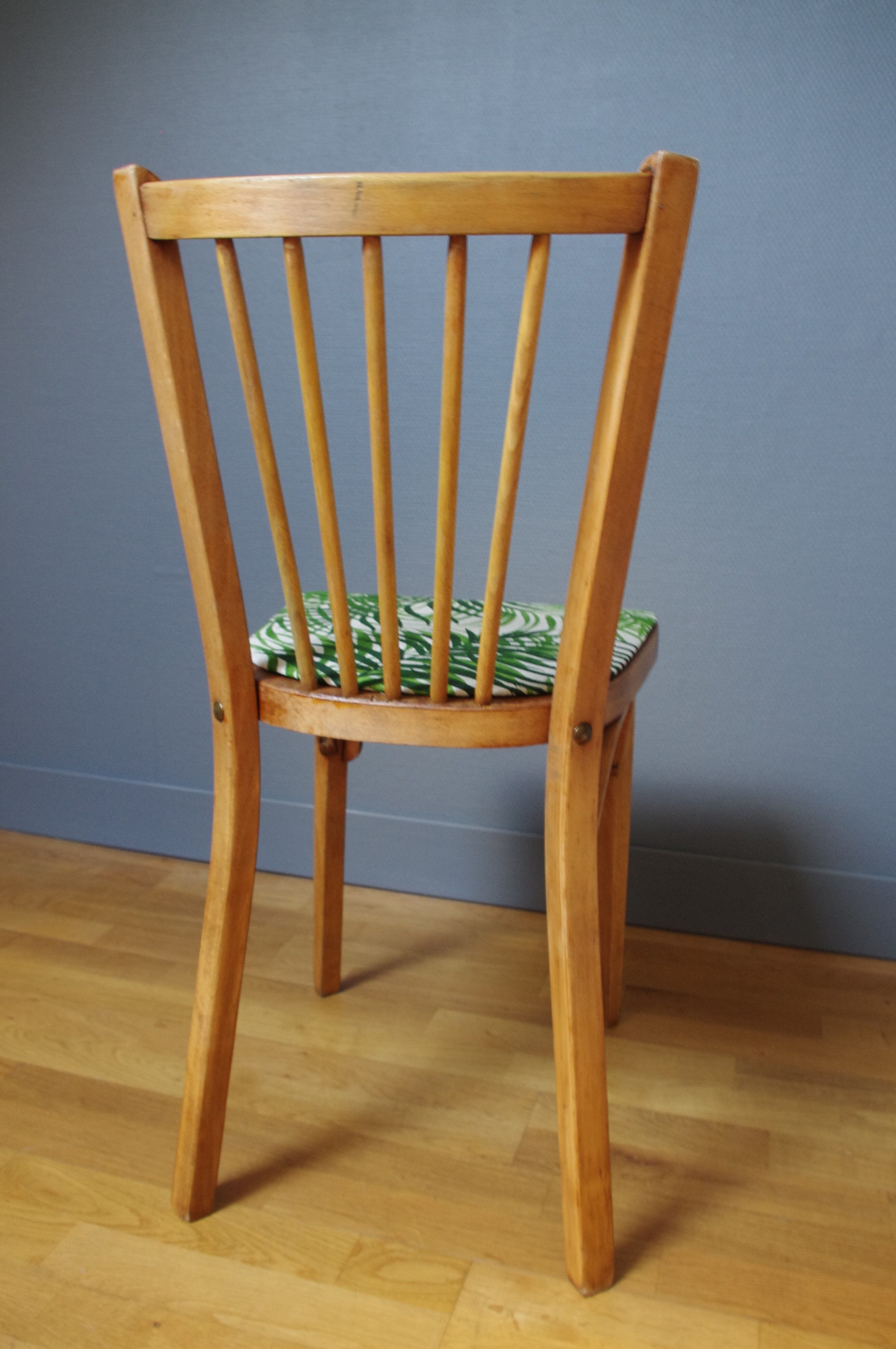 Chaise bistrot Baumann N°12 relookée