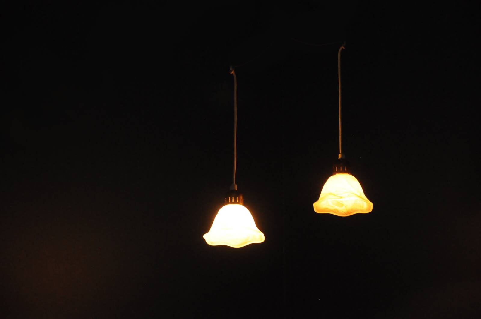 Plafonniers danois, abat-jour en onyx