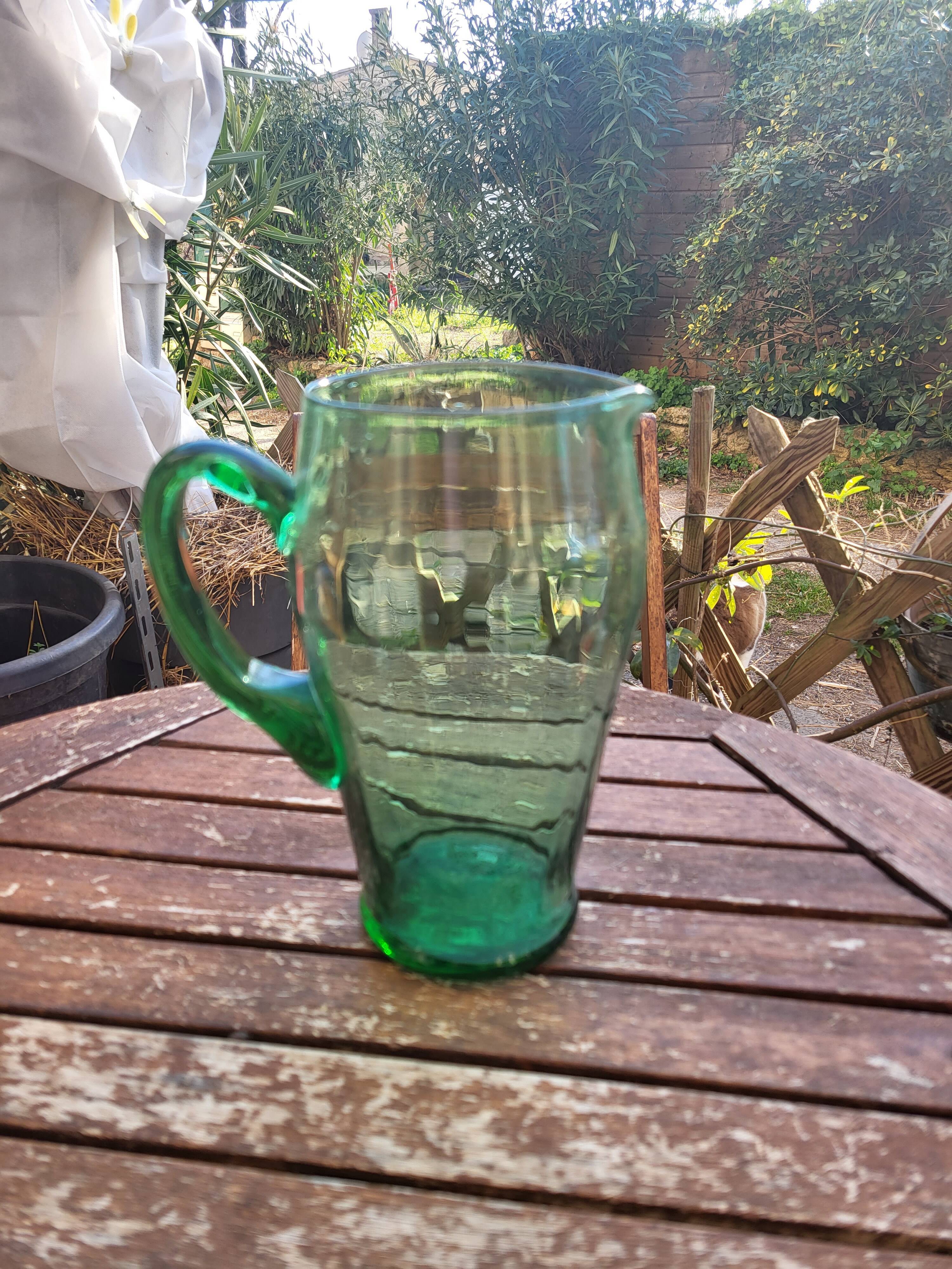Large art deco pitcher in glass blow uranium (uralin)