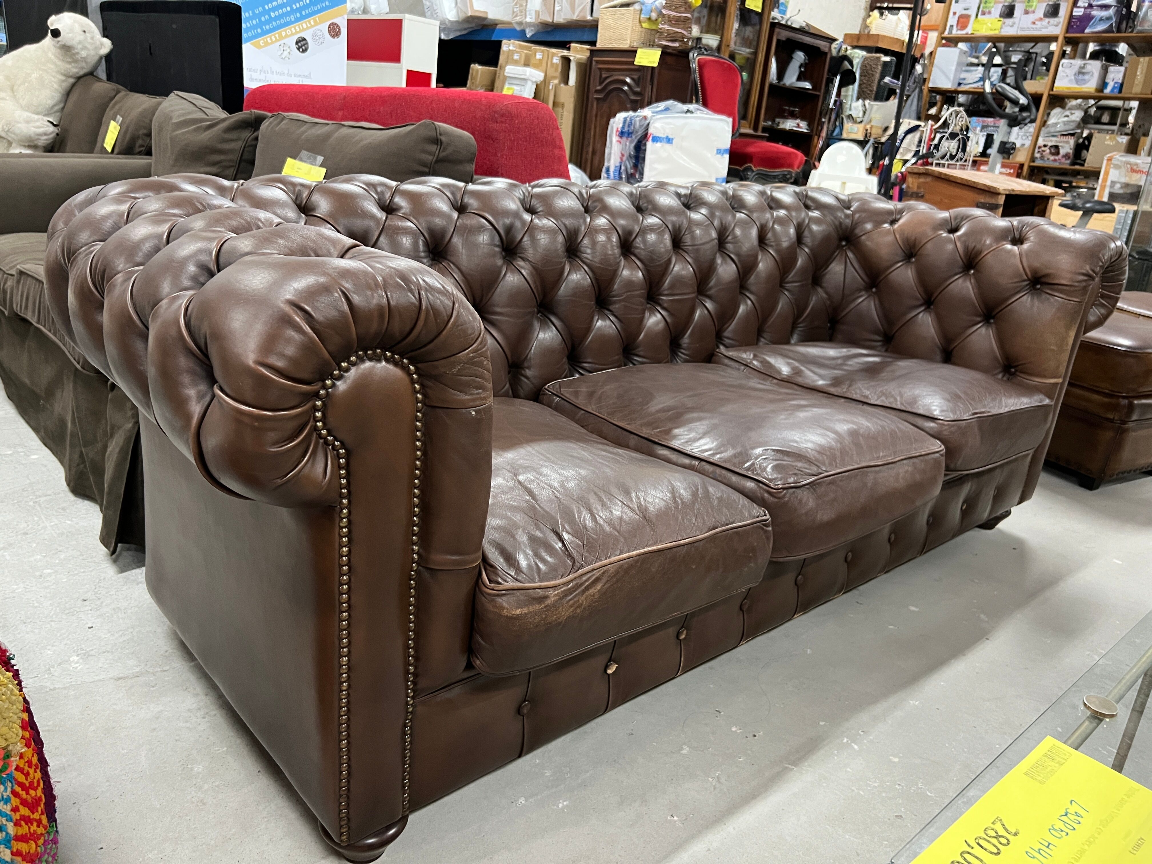 3-seater sofa in Chesterfield leather