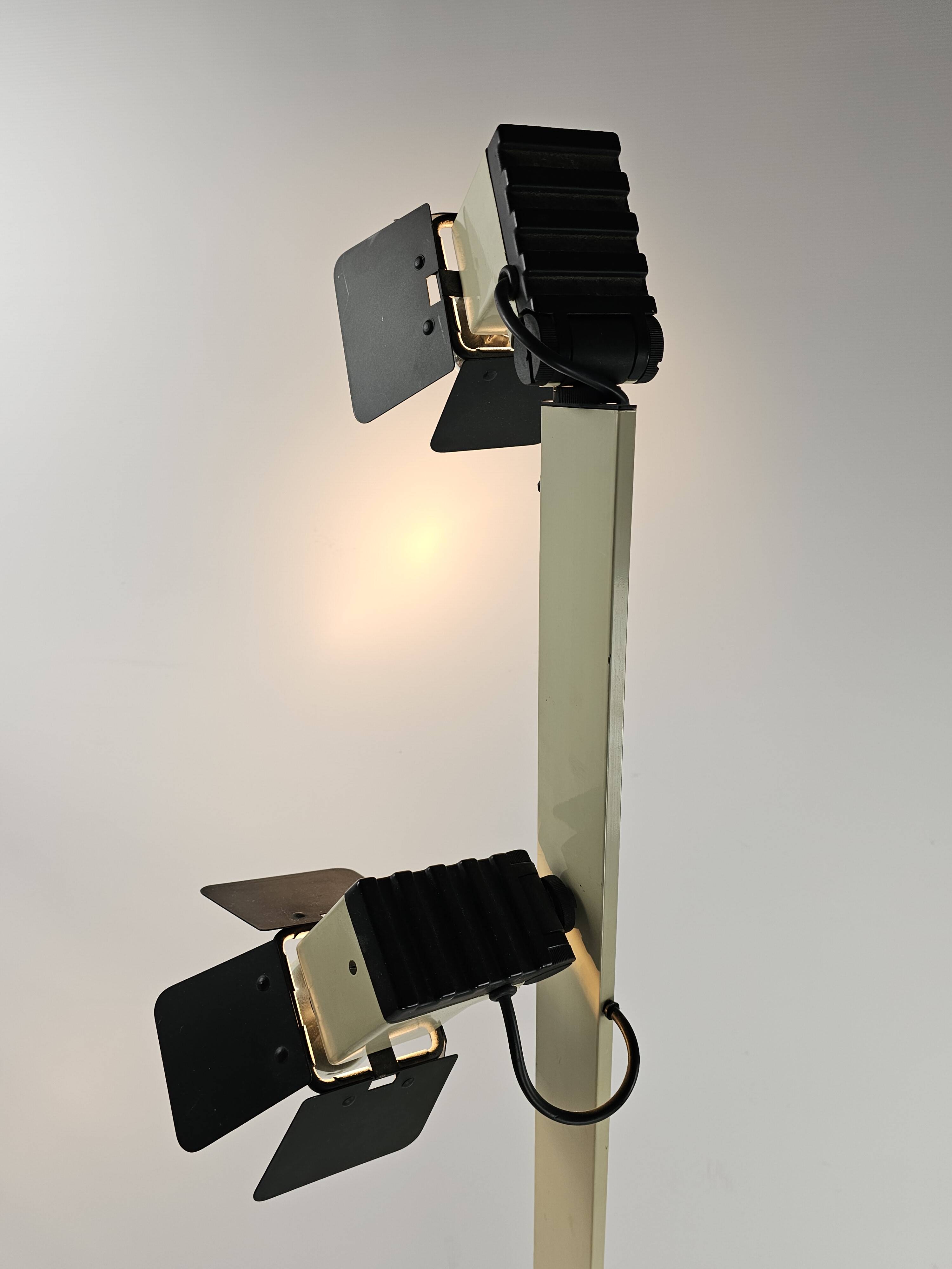 Lampadaire Bauhaus Carl Juncker Weimar Artimeta
