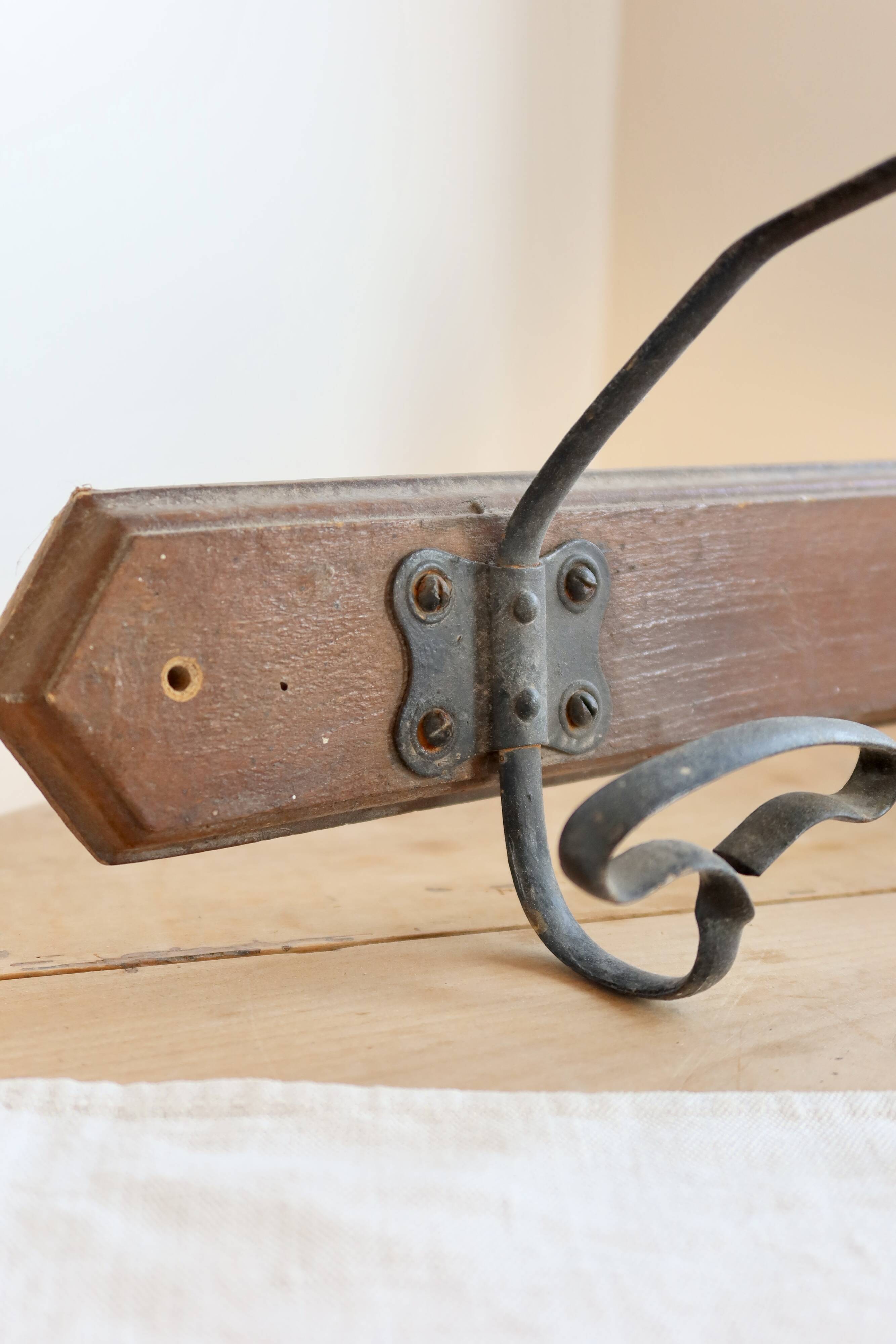 Vintage wooden wall hook – 3 metal hooks