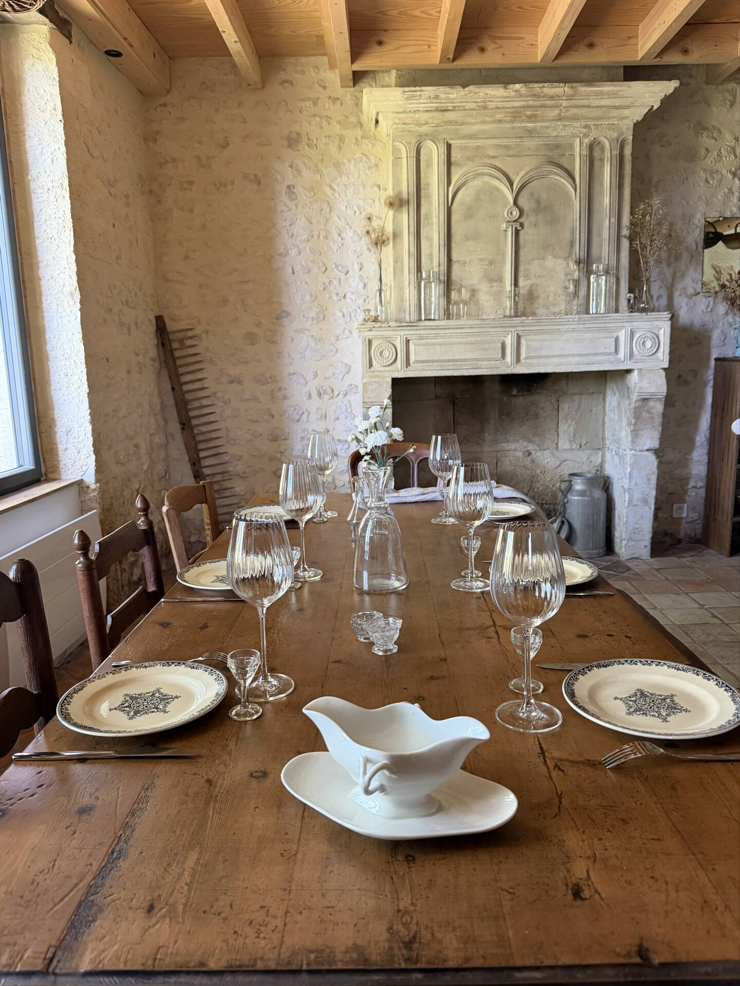 Service flat plates Jules Vieillard Bordeaux in ironstone