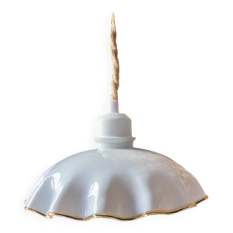 Small “handkerchief” pendant light in opaline