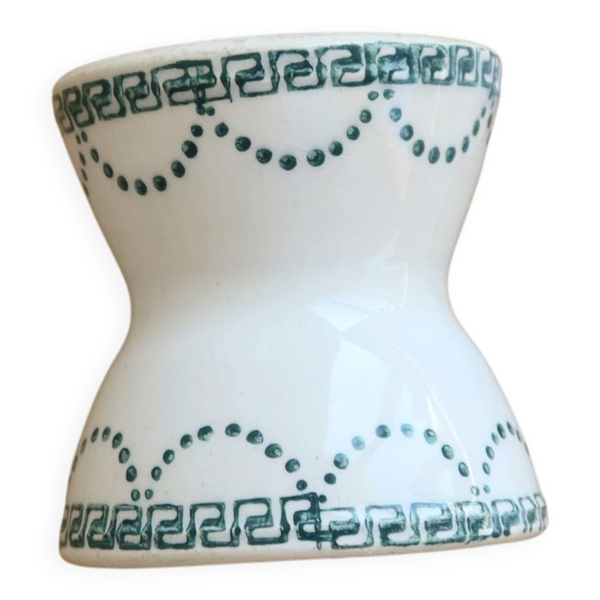 Coquetier diabolo ancien en terre de fer ivoire et motif vert