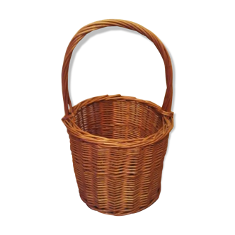 Wicker basket