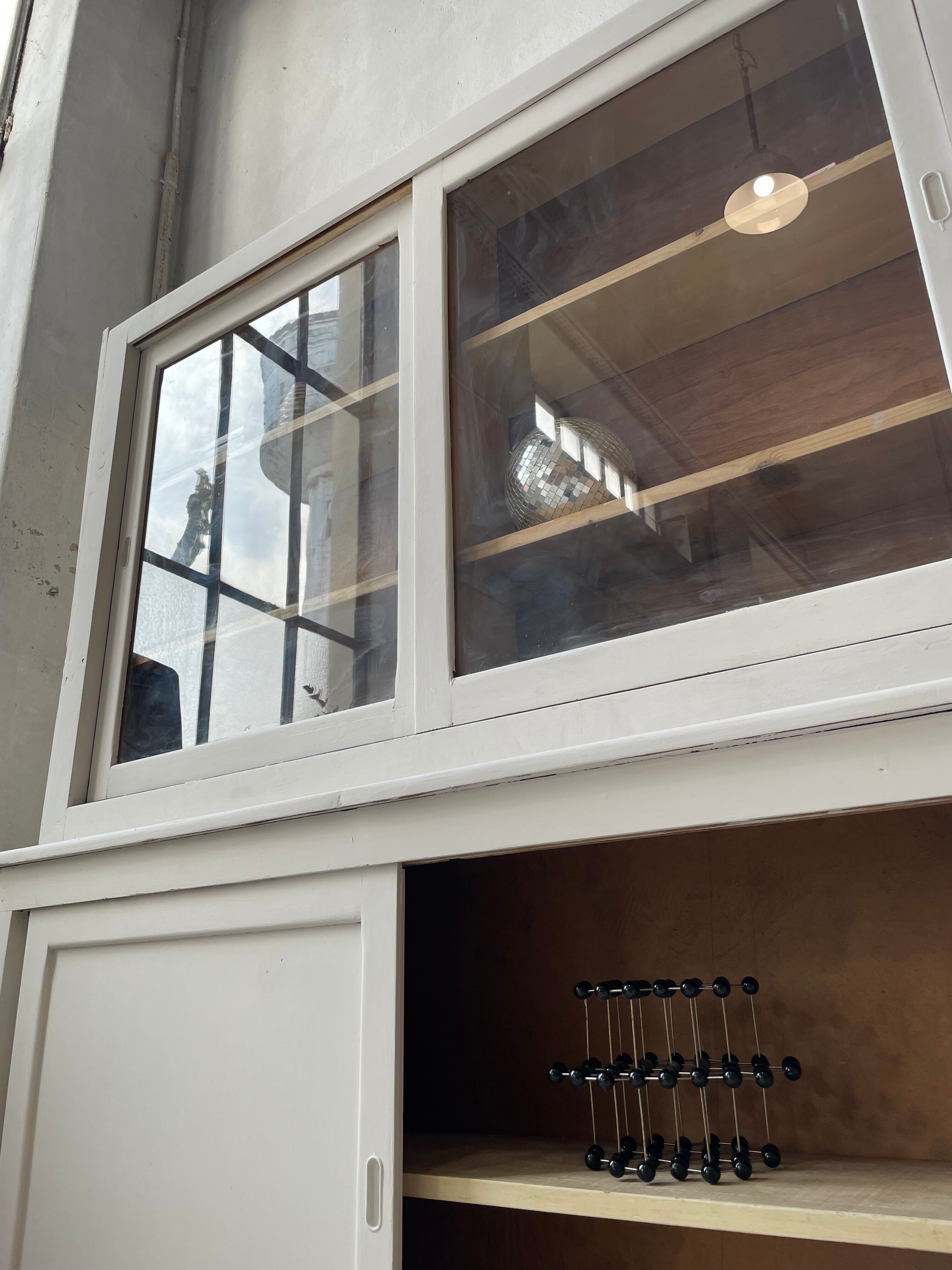 Library showcase ivory white sliding doors