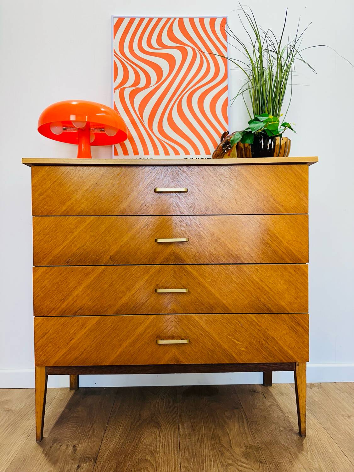 60s chest of drawers