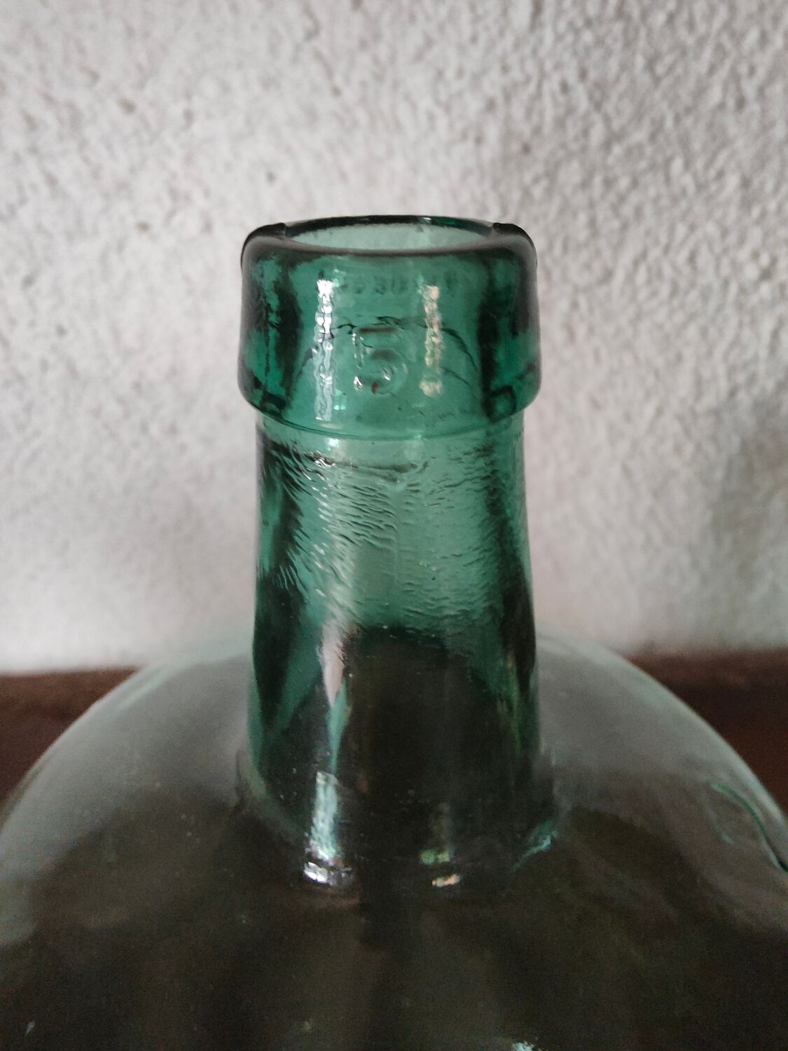 Dame Jeanne Viresa on the bottle neck in Green bubble glass 5 L