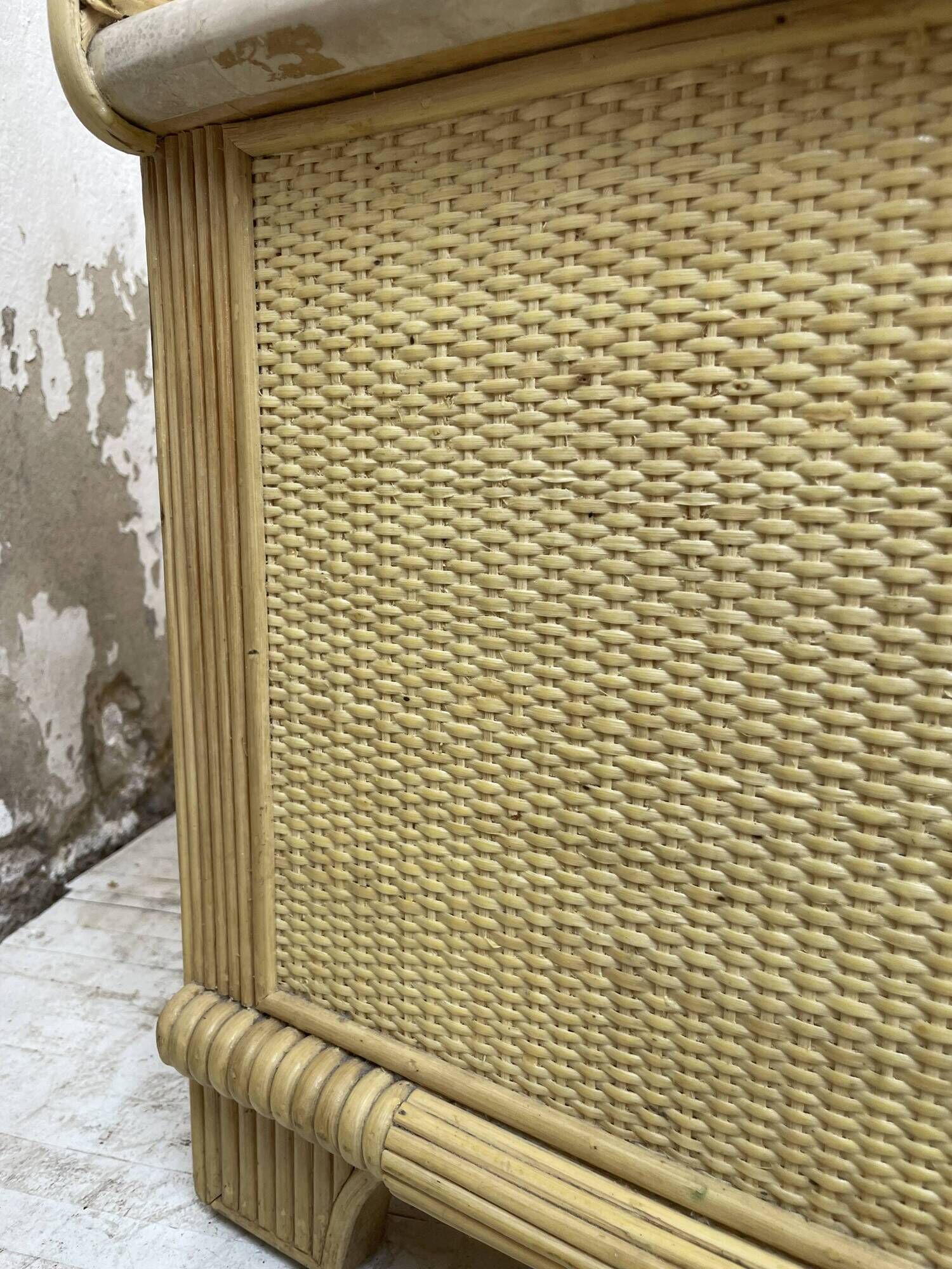 Pair of travertine bedside and rattan palm tree "vivai del sud"