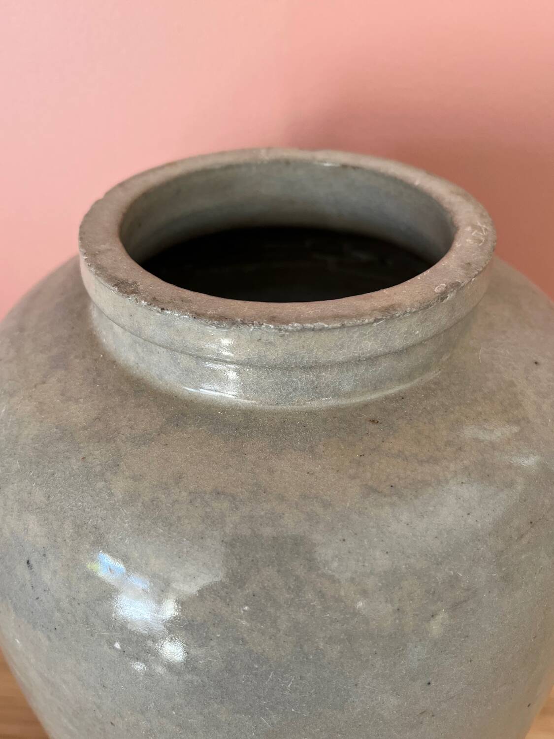 Stoneware pot vase