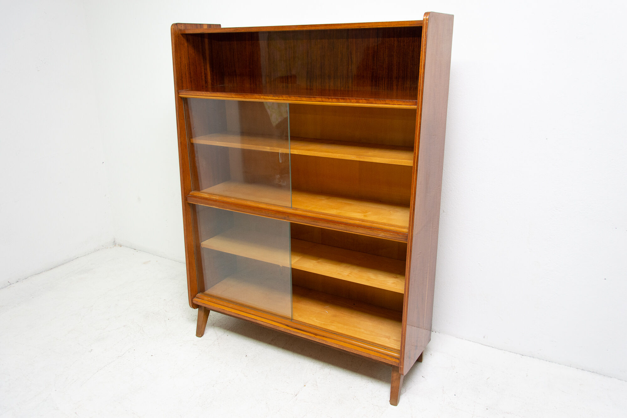 Bibliothèque vintage du milieu du siècle par František Jirák, années 1960, Tchécoslovaquie