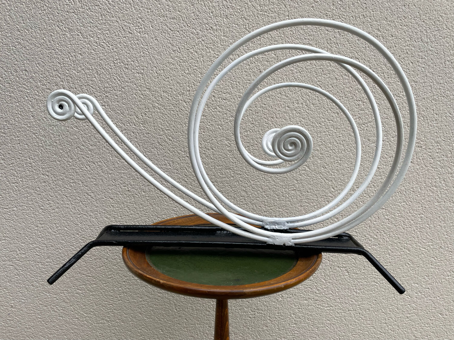 Vintage magazine holder