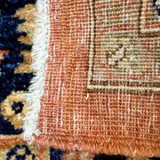 Hand-knotted Oriental rug in wool, 235 × 300 cm