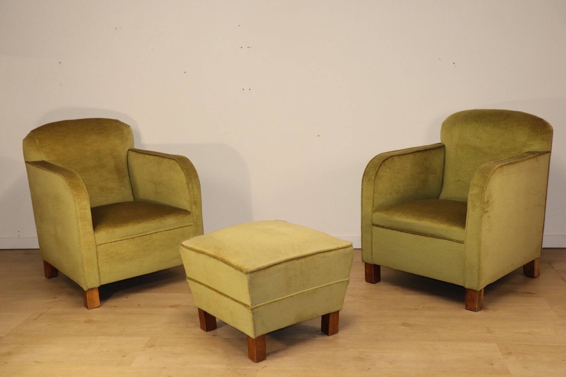 Pair of vintage velvet armchairs with footrest - 1950s