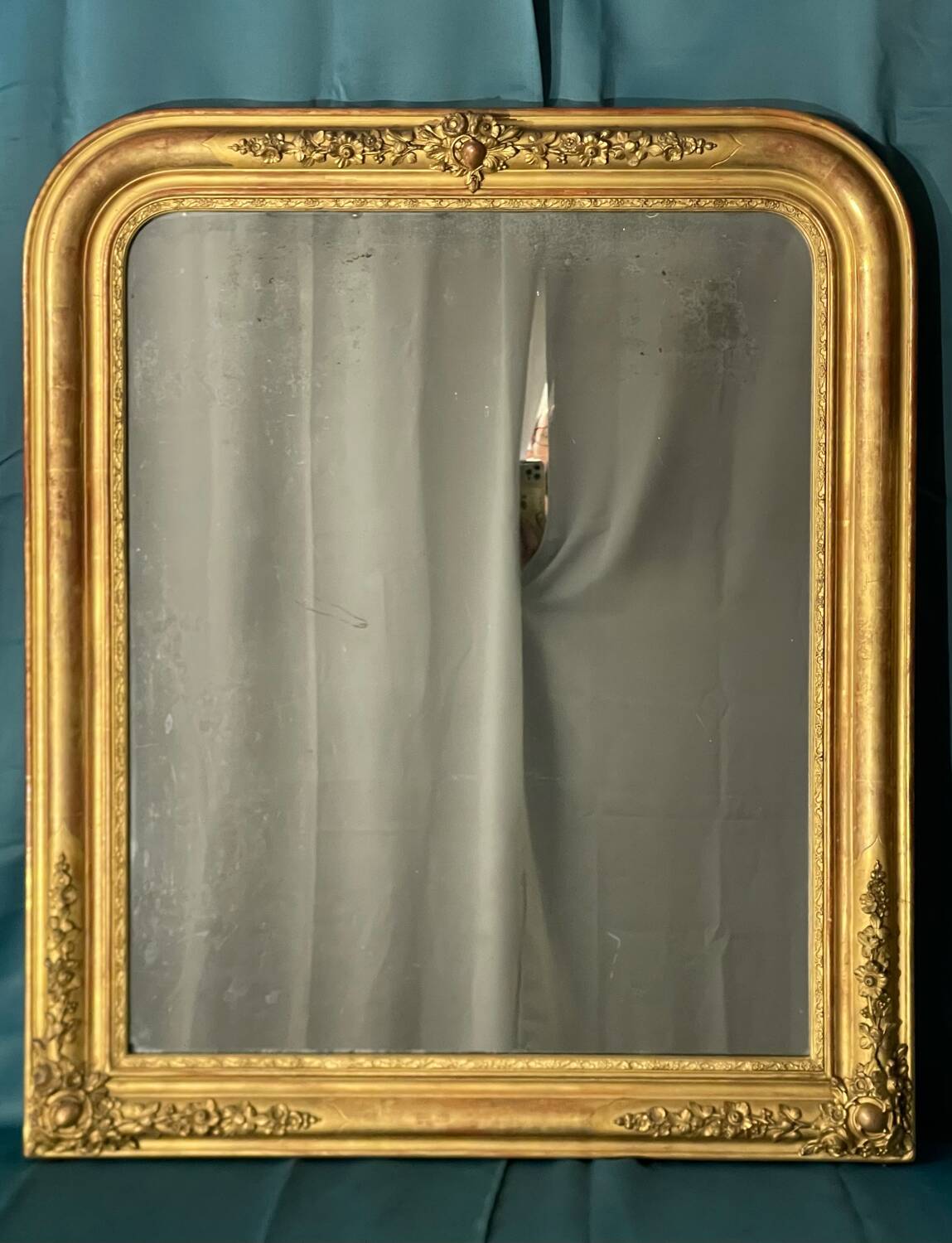 Old mirror from the Louis Philippe period around 1840, original leaf gilding, good condition